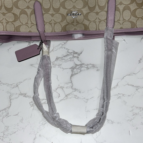 NWT Coach Signature Canvas Tote & Signature Wallet - Picture 10 of 15